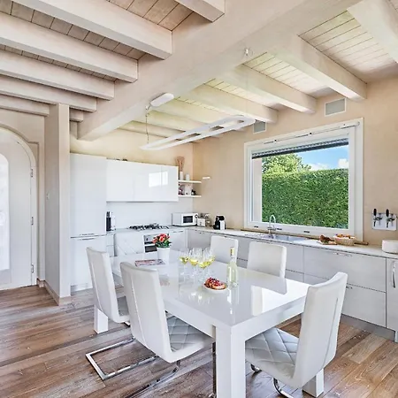 Villa Arianna *