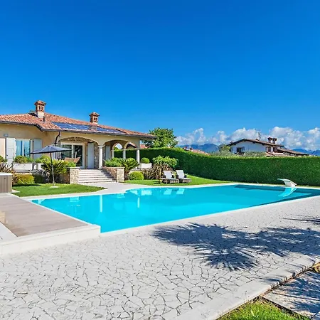 Villa Arianna *
